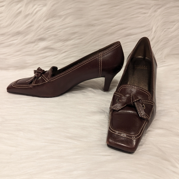 Vintage Stuart Weitzman Brown Loafer Pumps w/ Square Toe & Bow - Size 7M - Picture 13 of 13